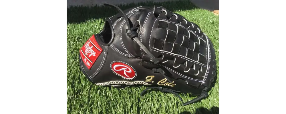 Pitchers Glove: What To Look For?